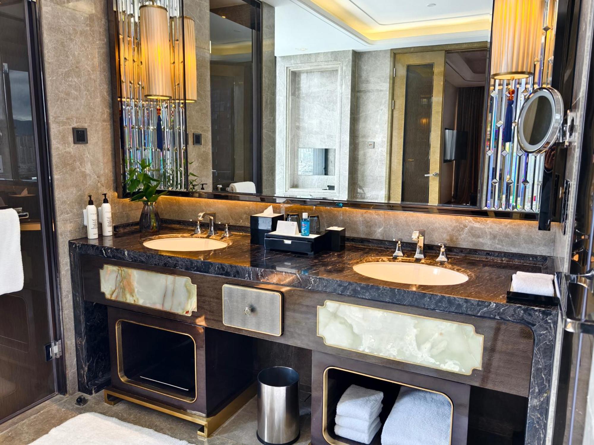 Wanda Vista Kunming Hotel Ngoại thất bức ảnh